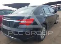 2014 Chrysler 200 photo