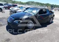 2014 Chrysler 200 photo