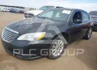 2014 Chrysler 200 photo