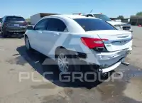 2014 Chrysler 200 фото