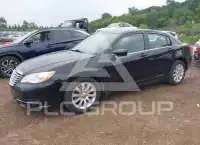 2014 Chrysler 200 photo