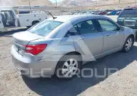 2014 Chrysler 200 photo