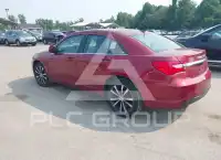 2014 Chrysler 200 photo