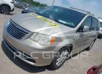 2014 Chrysler TOWN & COUNTRY фото