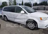 2014 Chrysler TOWN & COUNTRY фото