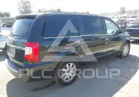 2014 Chrysler TOWN & COUNTRY фото