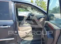 2014 Chrysler TOWN & COUNTRY photo