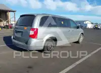 2014 Chrysler TOWN & COUNTRY photo