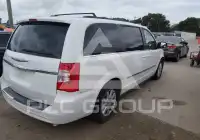 2014 Chrysler TOWN & COUNTRY фото