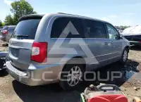 2014 Chrysler TOWN & COUNTRY photo