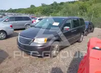 2014 Chrysler TOWN & COUNTRY фото