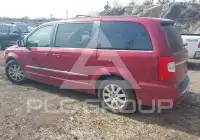 2014 Chrysler TOWN & COUNTRY фото