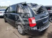 2014 Chrysler TOWN & COUNTRY photo
