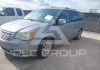 2014 Chrysler TOWN & COUNTRY фото