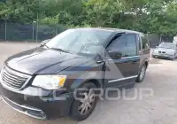 2014 Chrysler TOWN & COUNTRY фото