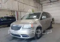 2014 Chrysler TOWN & COUNTRY фото