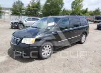 2014 Chrysler TOWN & COUNTRY фото