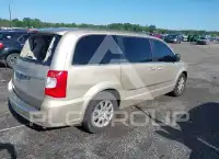 2014 Chrysler TOWN & COUNTRY фото