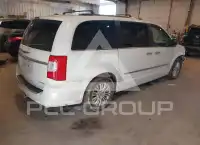 2014 Chrysler TOWN & COUNTRY фото