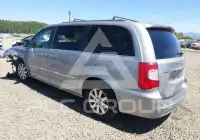 2014 Chrysler TOWN & COUNTRY photo