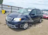 2014 Chrysler TOWN & COUNTRY фото