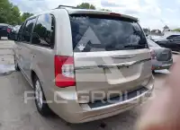 2014 Chrysler TOWN & COUNTRY фото