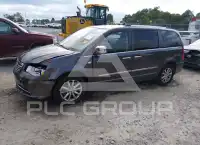 2014 Chrysler TOWN & COUNTRY фото