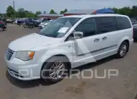 2014 Chrysler TOWN & COUNTRY photo
