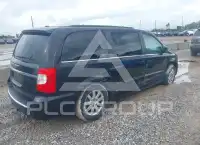 2014 Chrysler TOWN & COUNTRY фото