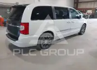 2014 Chrysler TOWN & COUNTRY фото