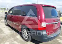 2014 Chrysler TOWN & COUNTRY фото
