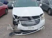 2014 Chrysler TOWN & COUNTRY фото