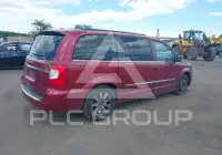 2014 Chrysler TOWN & COUNTRY фото