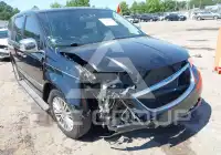 2014 Chrysler TOWN & COUNTRY фото