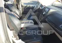 2014 Chrysler TOWN & COUNTRY фото