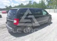 2014 Chrysler TOWN & COUNTRY photo