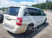 2014 Chrysler TOWN & COUNTRY фото