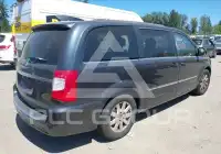 2014 Chrysler TOWN & COUNTRY фото