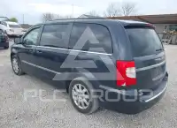 2014 Chrysler TOWN & COUNTRY фото