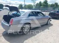 2014 Chrysler 300 фото