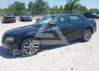 2014 Chrysler 300 photo