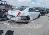 2014 Chrysler 300 фото