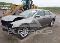 2014 Chrysler 300 фото