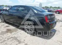 2014 Chrysler 300 photo