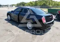 2014 Chrysler 300 photo