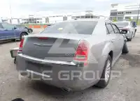 2014 Chrysler 300 фото