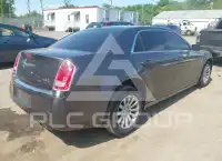 2014 Chrysler 300 photo