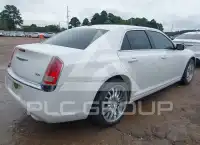 2014 Chrysler 300 photo