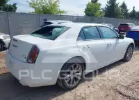 2014 Chrysler 300 фото