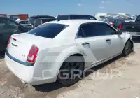 2014 Chrysler 300 фото